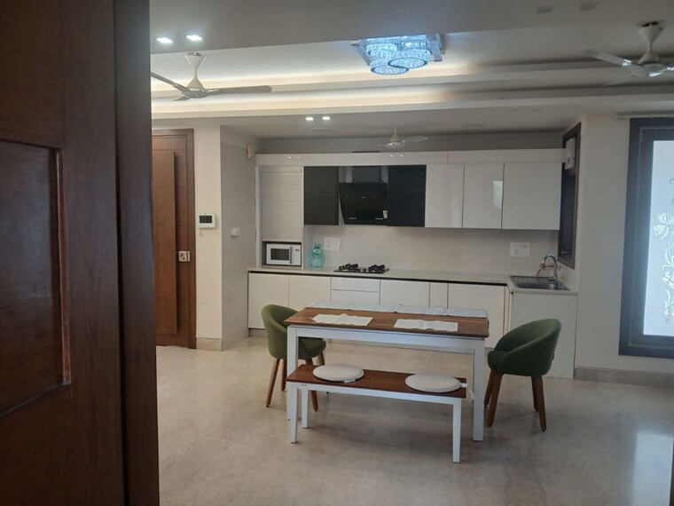 Living Room, green park 2 Bedroom 165 Sq.Yd. Builder Floor In Green Park Delhi 10171431