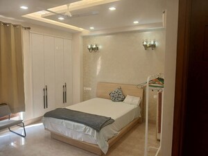 Bedroom in 2 BHK Builder Floor at Green Park – for Rent