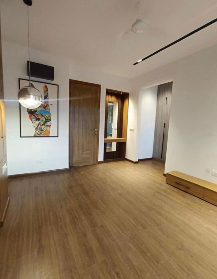 Room, ansal-plaza-sector-23 1.5 Bedroom 956 Sq.Ft. Apartment In Sector 23 Gurgaon 10171449