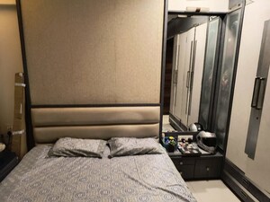 Bedroom in 2 BHK Apartment at Mahaavir Majesty, Taloja – for Sale