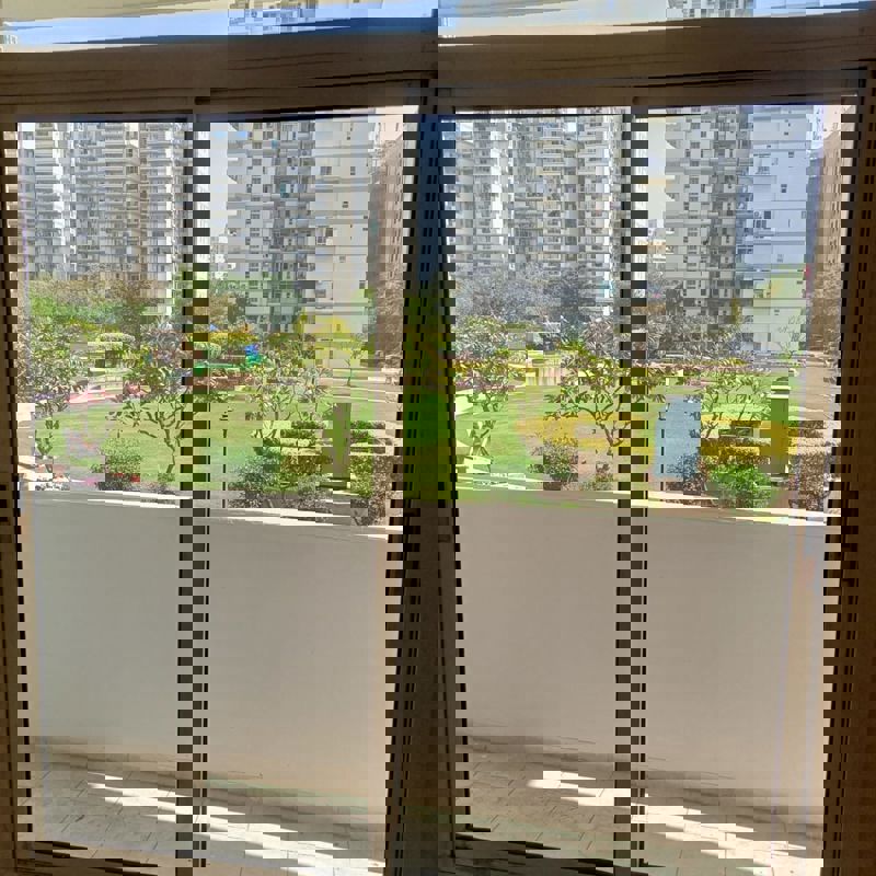 3 BHK + Pooja Room 1813 Sq.Ft. Builder Floor in Bestech Park View City 1