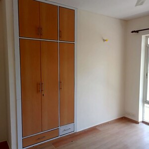 Room in 3 BHK Builder Floor at Bestech Park View City 1, Sector 48 – for Rent
