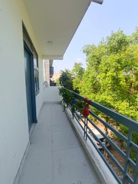 1 BHK + Pooja Room,Extra Room Builder Floor For Rent in Saket