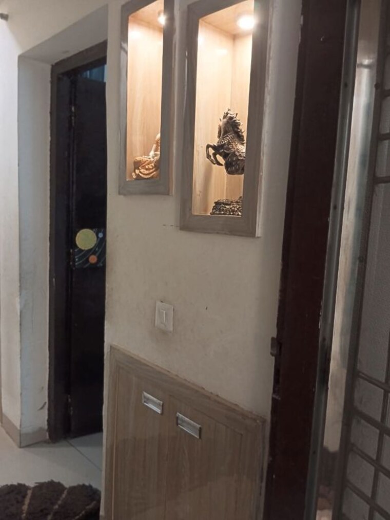 Bathroom, puri-pratham 3 Bedroom 1400 Sq.Ft. Apartment In Sector 84 Faridabad 10171473