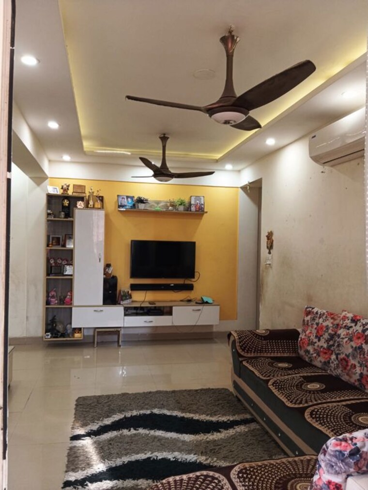 Living Room, puri-pratham 3 Bedroom 1400 Sq.Ft. Apartment In Sector 84 Faridabad 10171473