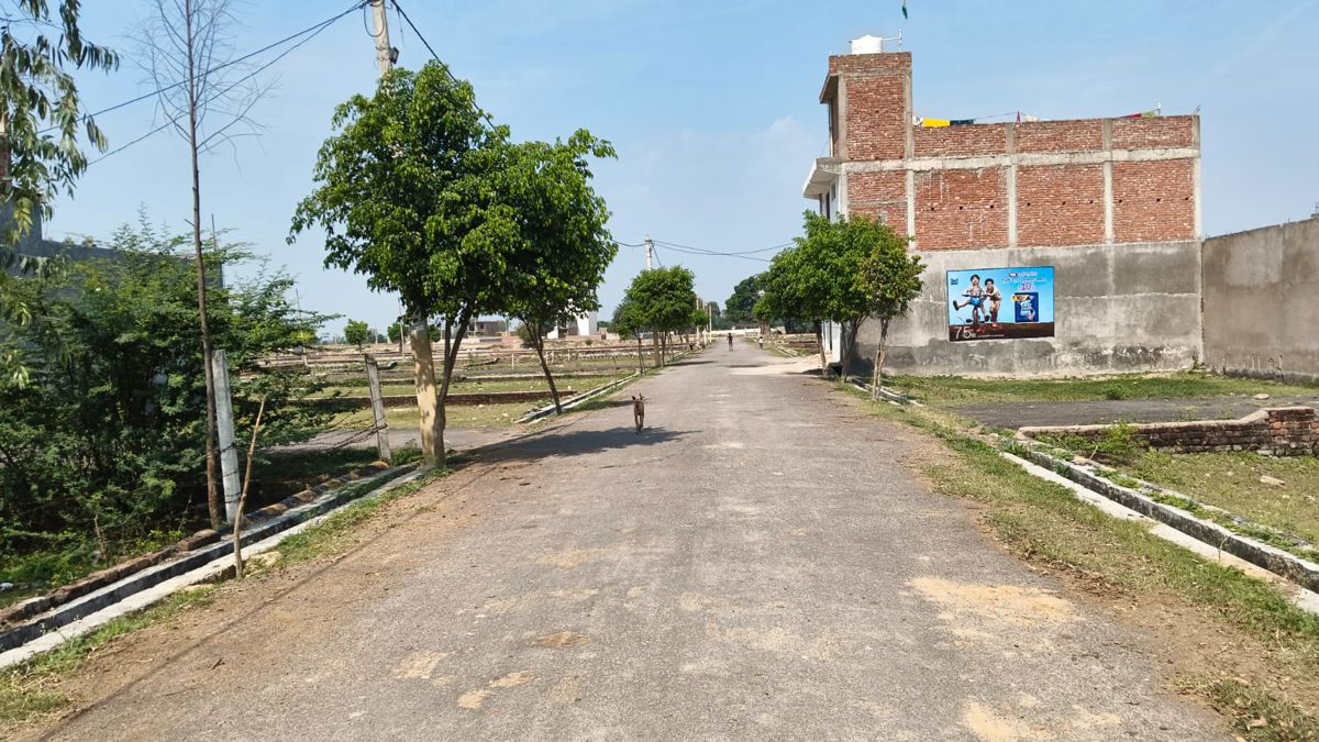 Plot For Sale in Raebareli Road