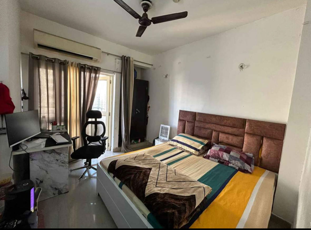 4 BHK + Pooja Room,Servant Room Apartment For Rent in Adarsh Heights
