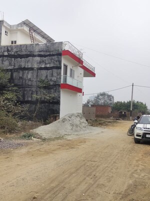  Plot For Sale in Gomti Nagar