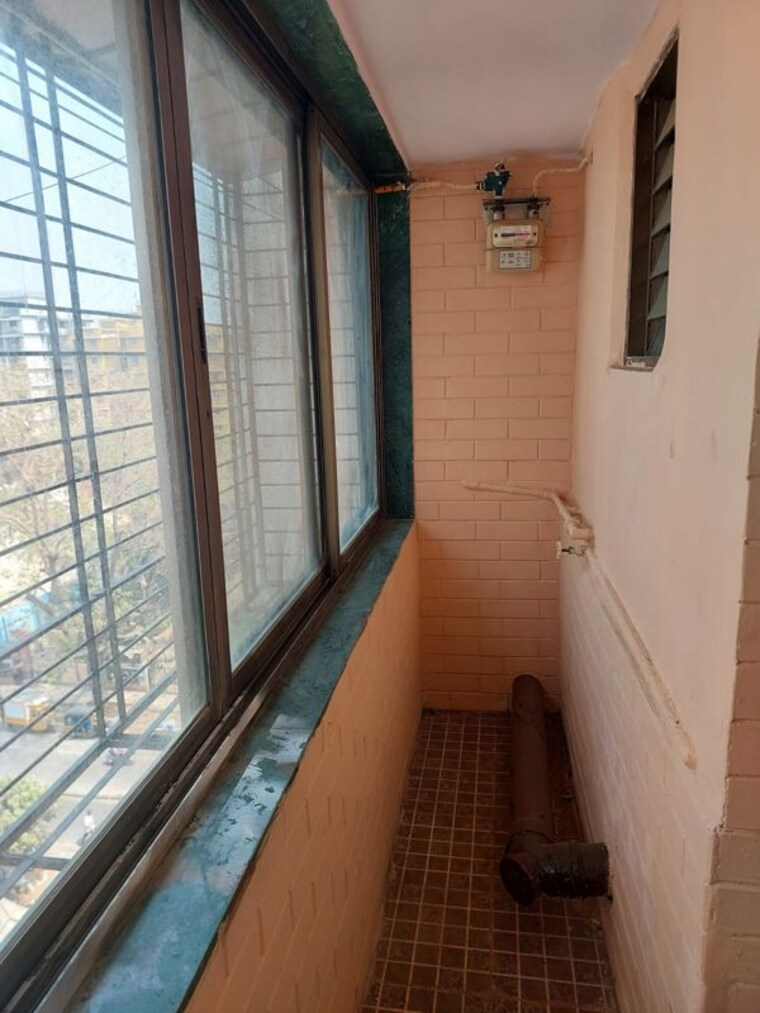 Balcony, andheri east 1 Bedroom 475 Sq.Ft. Apartment In Andheri East Mumbai 10171620