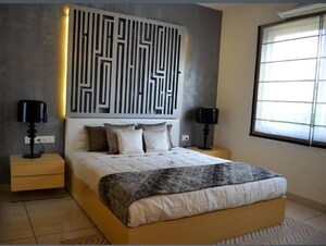 Bedroom in 3.5 BHK Apartment at Prestige Lakeside Habitat, Varthur – for Sale
