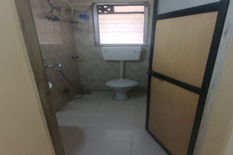 Bathroom, hjk-lok-darshan 2 Bedroom 590 Sq.Ft. Apartment In Marol Mumbai 10171613
