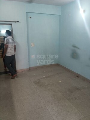 Room in 2.5 BHK Apartment at Shiv Ganga Apartments Vasundhara, Vasundhara Sector 4 – for Rent