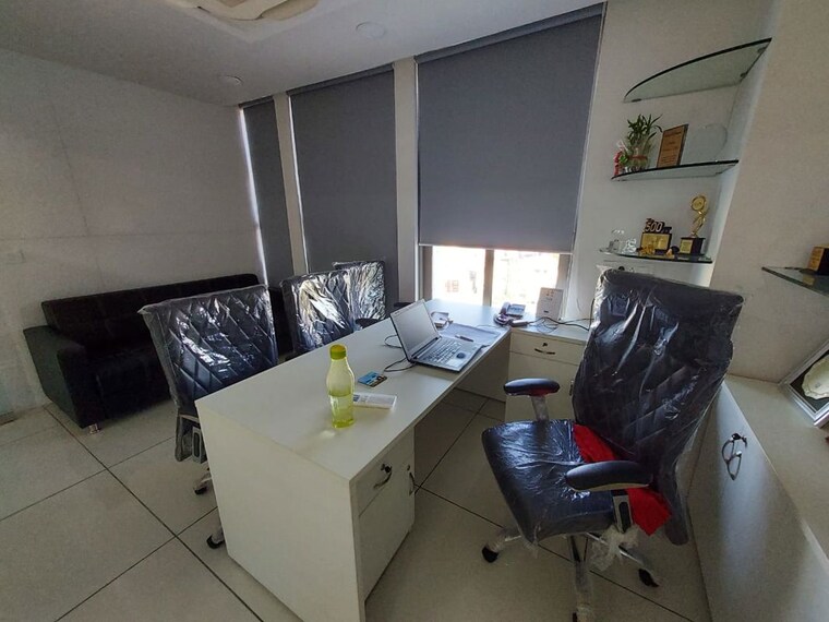 Team Area, vastrapur Commercial Office Space 1556 Sq.Ft. In Vastrapur Ahmedabad 10171716