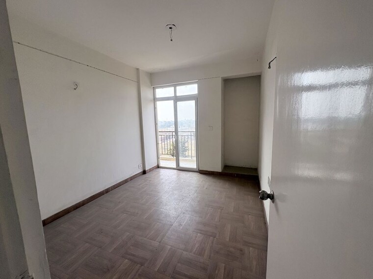 Room, klj-platinum-heights 2 Bedroom 1014 Sq.Ft. Apartment In Sector 77 Faridabad 10171721