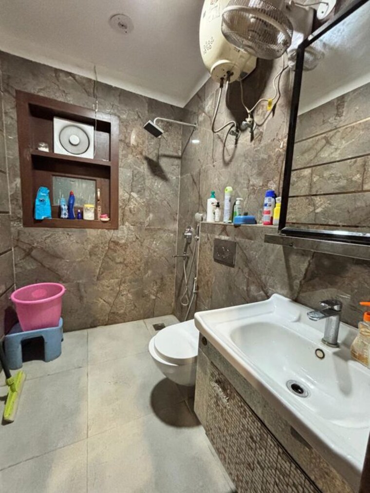 Kitchen, ss-mayfield-gardens 3 Bedroom 2100 Sq.Ft. Builder Floor In Sector 51 Gurgaon 10171882