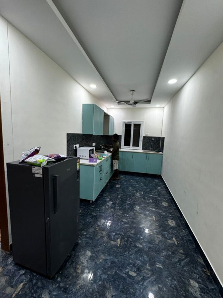 Kitchen, ss-sainik-farms 3 Bedroom 1500 Sq.Yd. Apartment In Sector 150 Noida 10171942
