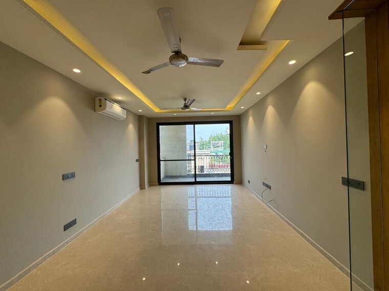 Room, greater kailash i 3 Bedroom 1800 Sq.Ft. Builder Floor In Greater Kailash I Delhi 10171944