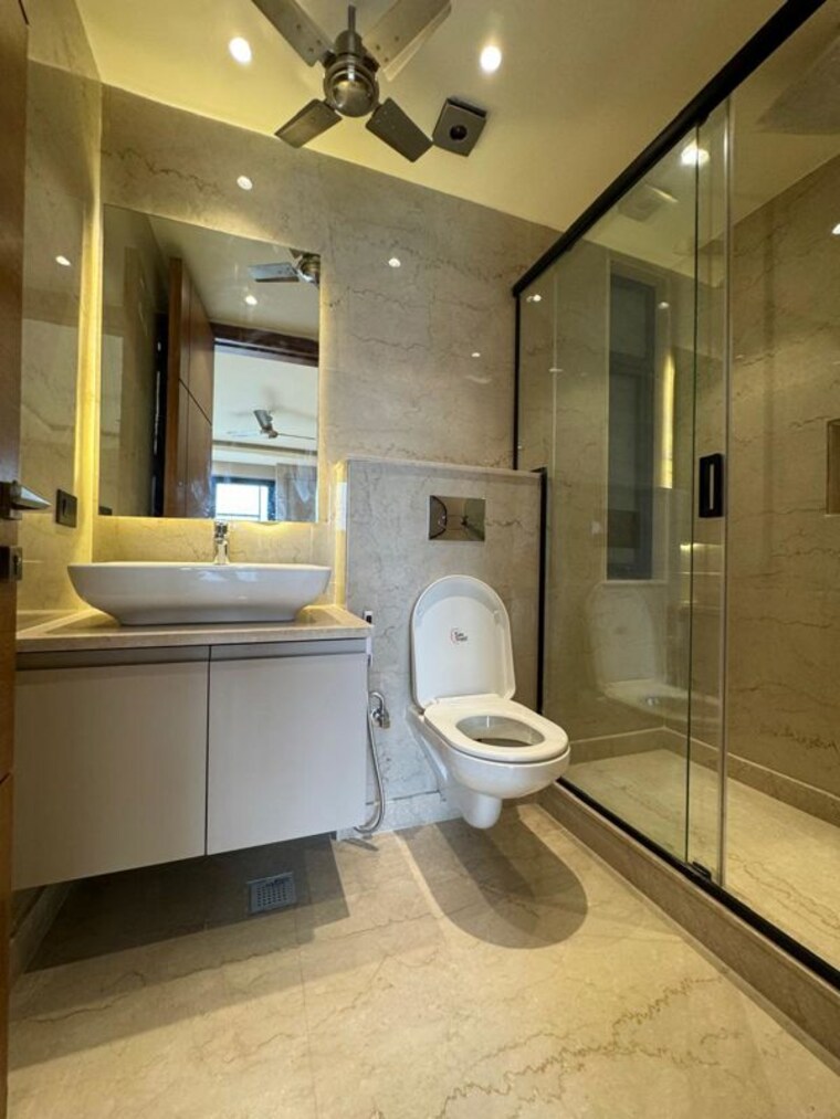 Attached Bathroom, greater kailash i 3 Bedroom 1800 Sq.Ft. Builder Floor In Greater Kailash I Delhi 10171944