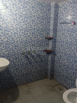 Bathroom in 1 BHK Apartment at Aarti Deep, Khadakpada – for Rent