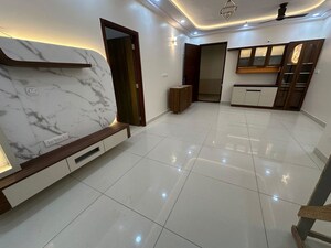 2 BHK Builder Floor For Rent in Singapura