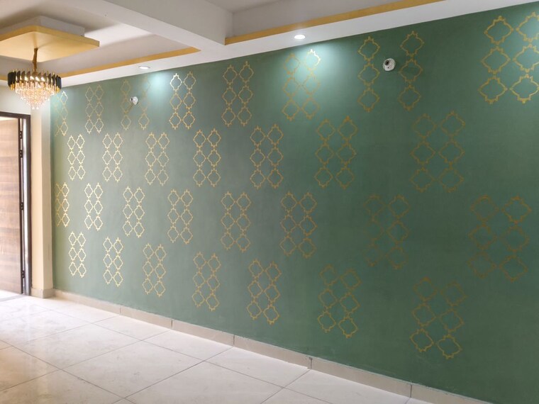 Balcony, sector 73 2 Bedroom 1000 Sq.Ft. Builder Floor In Sector 73 Noida 10172039