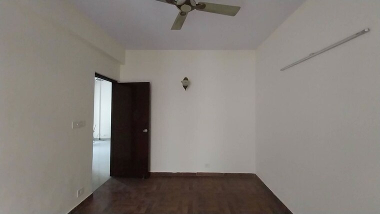 Room, klj-platinum-heights 3 Bedroom 1266 Sq.Ft. Apartment In Sector 77 Faridabad 10171943