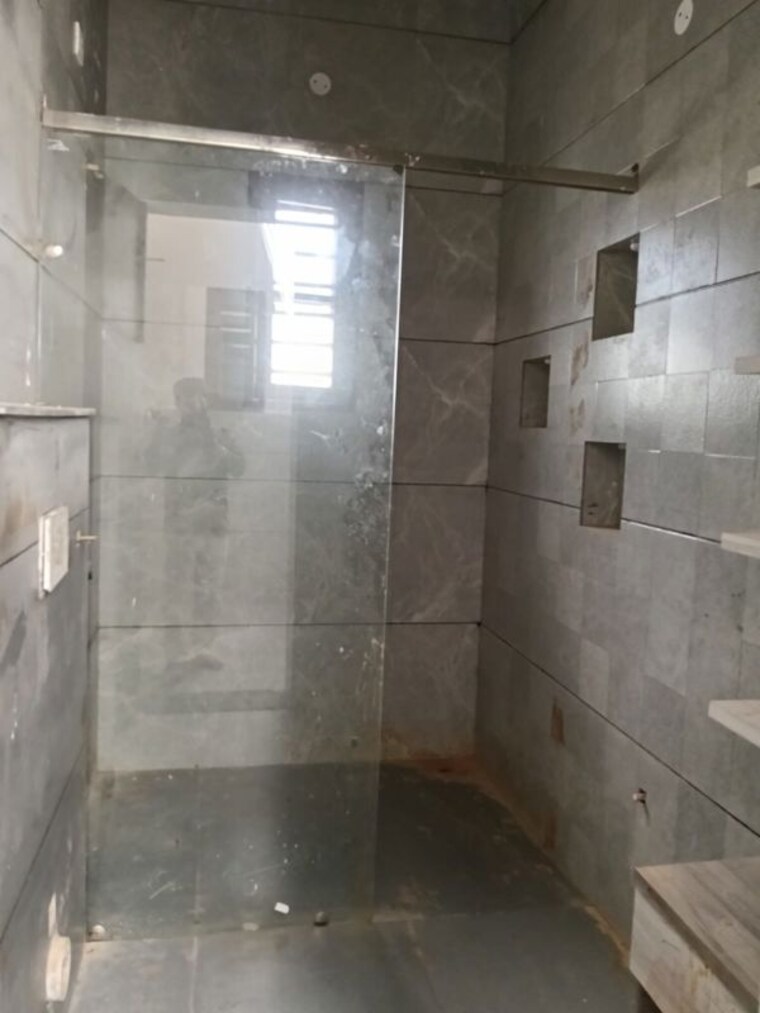 Bathroom, kharar 3 Bedroom 110 Sq.Yd. Independent House In Kharar Mohali 10172163