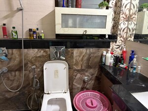 Bathroom in 3 BHK Builder Floor at Eros Rosewood City, Sector 49 – for Rent
