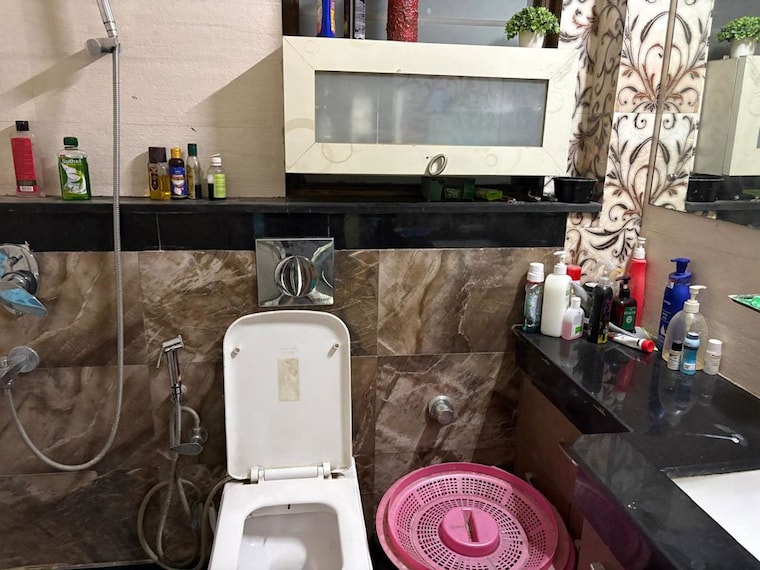 Bathroom, eros-rosewood-city 3 Bedroom 2000 Sq.Ft. Builder Floor In Sector 49 Gurgaon 10172195