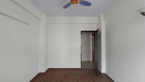 Room in 3 BHK Apartment at KLJ Platinum Heights, Sector 77 – for Sale