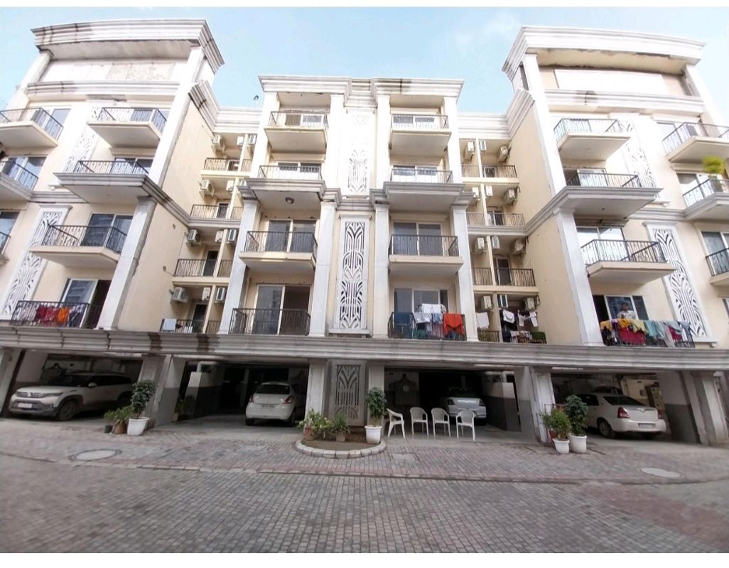 2 BHK Builder Floor For Sale in Signature Global City 81