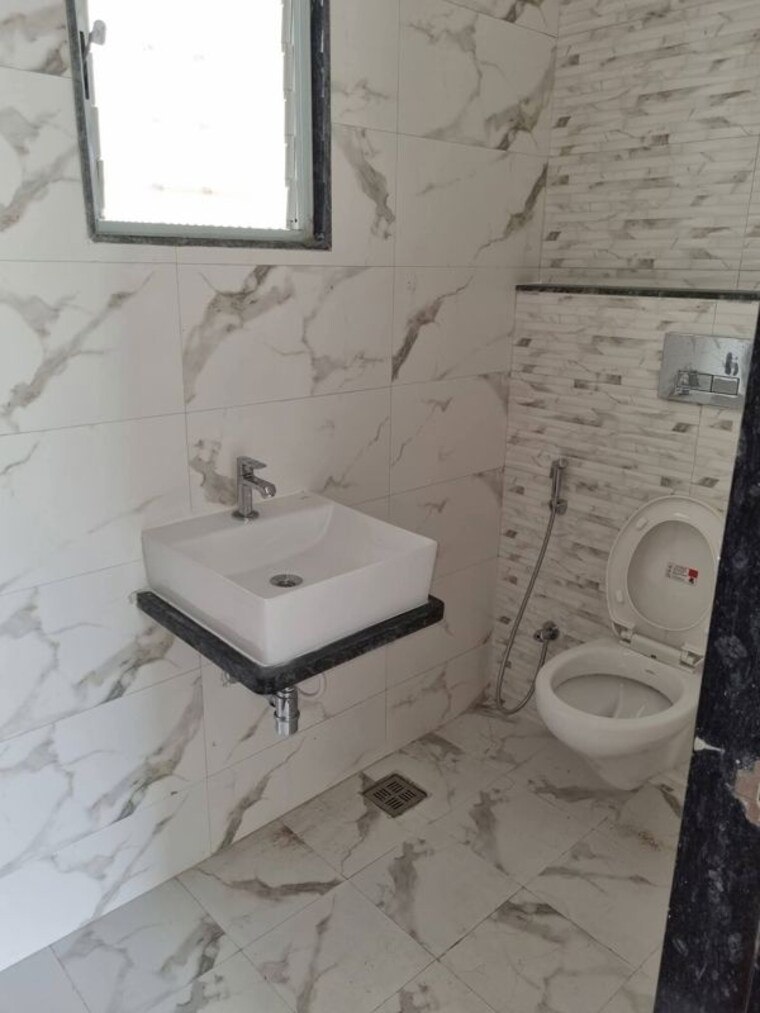 Bathroom, avani-12th-avenue 2 Bedroom 748 Sq.Ft. Apartment In Tathawade Pune 10172289