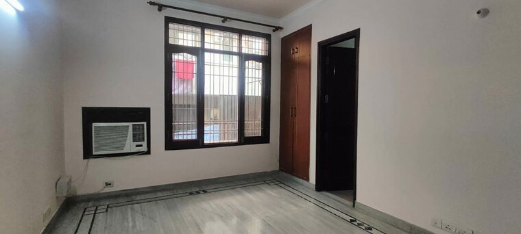 Room, unitech-south-city-1 3 Bedroom 2100 Sq.Ft. Builder Floor In South City 1 Gurgaon 10172291