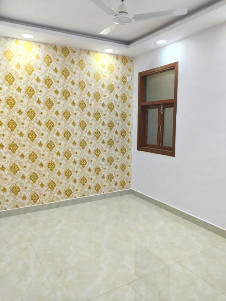 Room, govindpuri 3 Bedroom 900 Sq.Ft. Builder Floor In Govindpuri Delhi 10172293