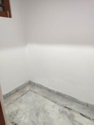 Room in 3 BHK Independent House at Shalimar The Chalets, Gomti Nagar – for Rent