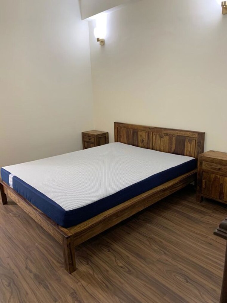 Bedroom, unitech-uniworld-gardens 3 Bedroom 2100 Sq.Ft. Builder Floor In Sector 47 Gurgaon 10172319