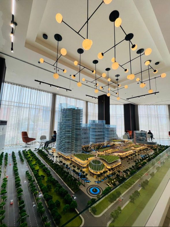 4 BHK + Servant Room 2700 Sq.Ft. Apartment in H&S F Premiere