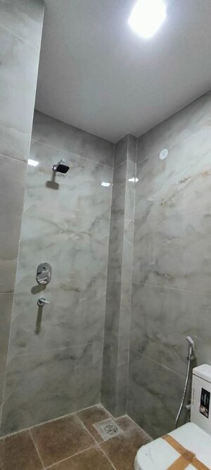 Bathroom in 2 BHK Builder Floor at Sector 40 – for Rent