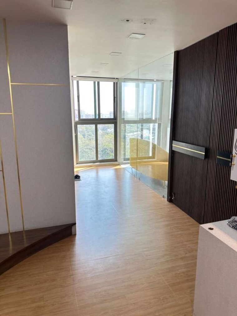 Room, vastrapur Commercial Office Space 1273 Sq.Ft. In Vastrapur Ahmedabad 10172317