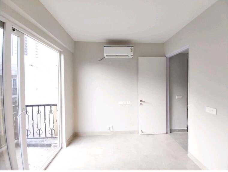 Room, signature-global-synera 2 Bedroom 598 Sq.Ft. Apartment In Sector 81 Gurgaon 10172437