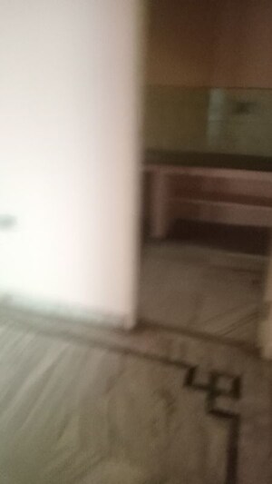 Staircase in 3 BHK Builder Floor at Eldeco Sanskriti Enclave, Eldeco ii – for Rent