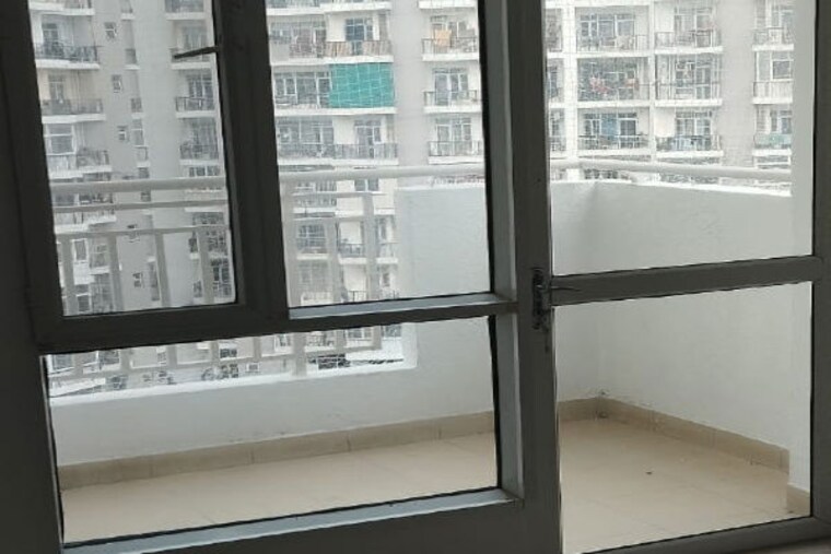 Balcony, lokhandwala complex 1 Bedroom 512 Sq.Ft. Builder Floor In Lokhandwala Complex Mumbai 10172466