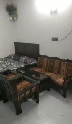 1 BHK Builder Floor For Rent in Shakti Khand III