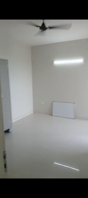 Room in 3 BHK Apartment at Godrej Palm Retreat, Sector 150 – for Sale