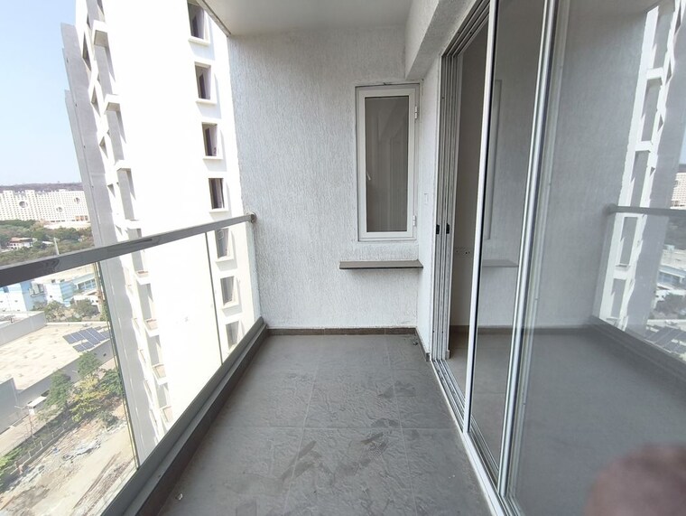 Balcony, vilas-javdekar-yashone-eternitee 3 Bedroom 878 Sq.Ft. Apartment In Hinjewadi Pune 10172733