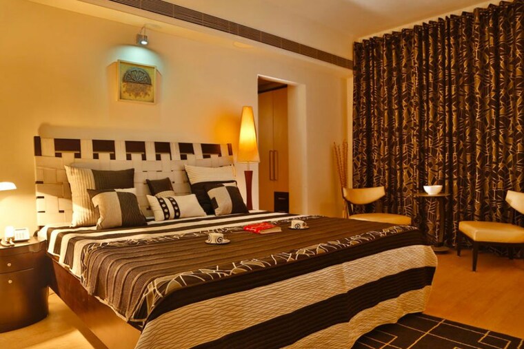Bedroom, omaxe-the-forest-spa 5 Bedroom 3209 Sq.Ft. Apartment In Sector 43 Faridabad 10172539