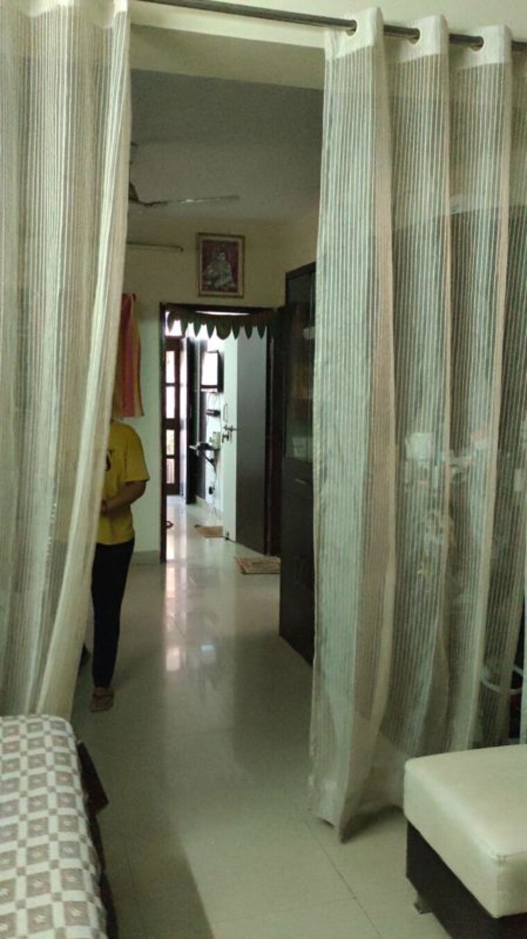 Room, srs-royal-hills 2 Bedroom 1025 Sq.Ft. Apartment In Sector 87 Faridabad 10172745