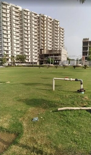  Plot For Sale in TDI The Retreat, Sector 89