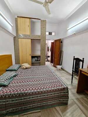 Bedroom in 2 BHK Builder Floor at Safdarjung Enclave – for Rent