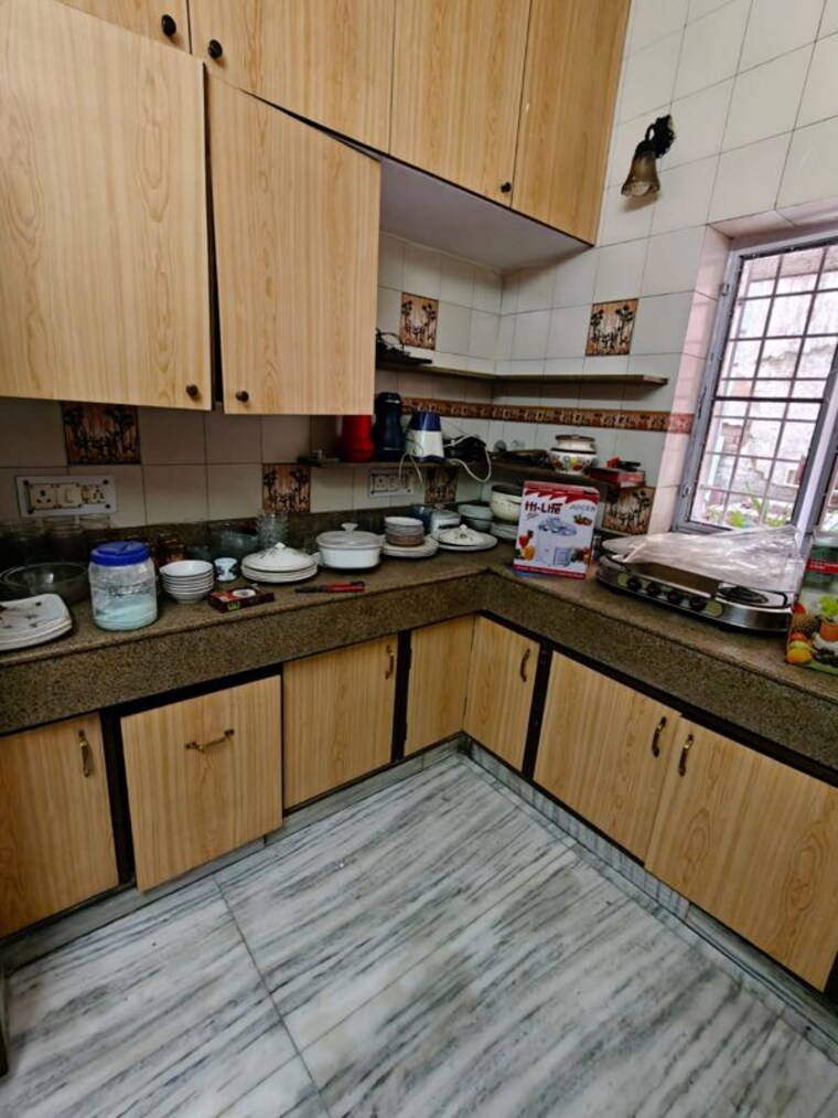 Kitchen, safdarjung enclave 2 Bedroom 1800 Sq.Ft. Builder Floor In Safdarjung Enclave Delhi 10172831